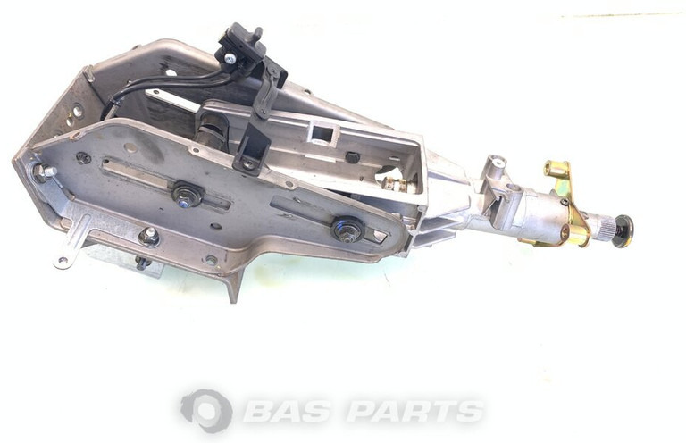 DAF Stuurkolom DAF 1813615 - Colonne de direction pour Camion: photos 1 DAF Stuurkolom DAF 1813615 - Colonne de direction pour Camion: photos 1