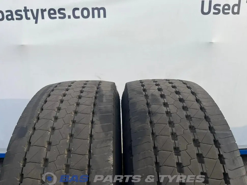 Goodyear Goodyear 315/60R22.5 Kmax S G2 154/148 M+S 3PMSF gebruikte set - Pneu pour Camion: photos 2 Goodyear Goodyear 315/60R22.5 Kmax S G2 154/148 M+S 3PMSF gebruikte set - Pneu pour Camion: photos 2