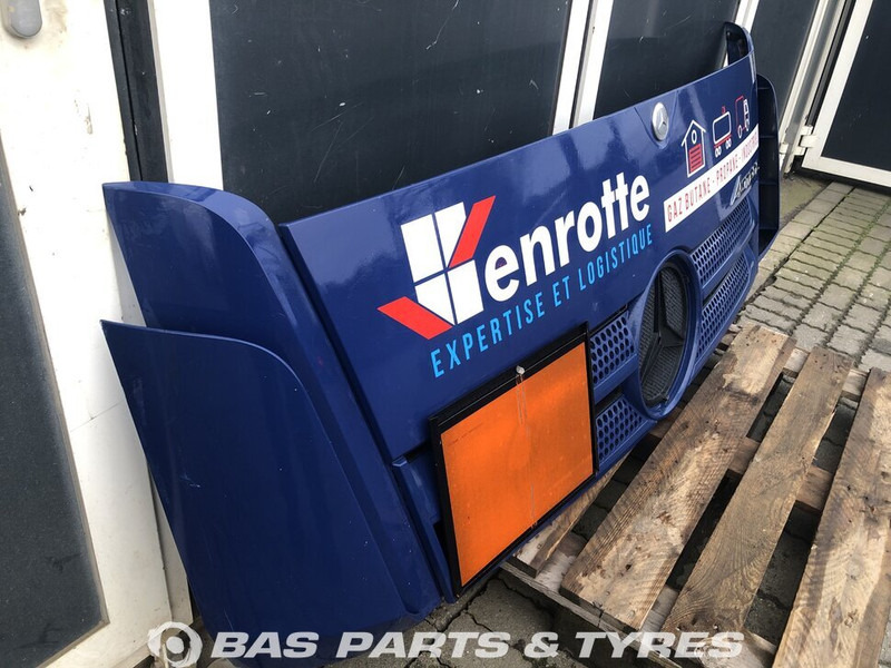 Mercedes-Benz Actros MP4 - Calandre pour Camion: photos 3 Mercedes-Benz Actros MP4 - Calandre pour Camion: photos 3