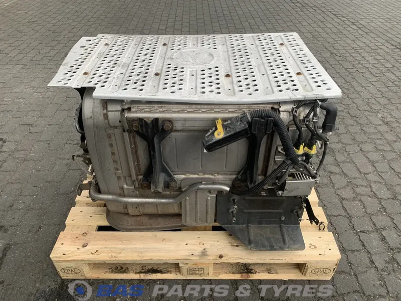 Mercedes-Benz Actros MP4 - Système d'échappement pour Camion: photos 3 Mercedes-Benz Actros MP4 - Système d'échappement pour Camion: photos 3