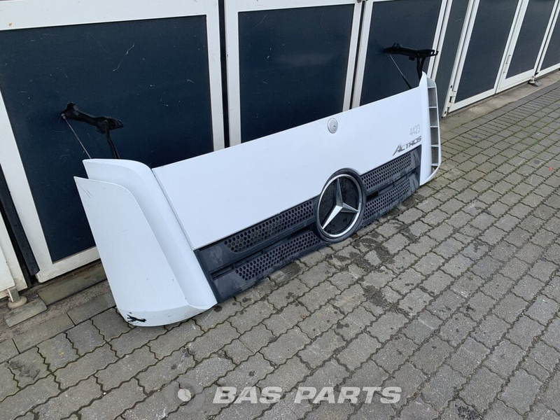 Mercedes-Benz Actros MP4 - Calandre pour Camion: photos 2 Mercedes-Benz Actros MP4 - Calandre pour Camion: photos 2