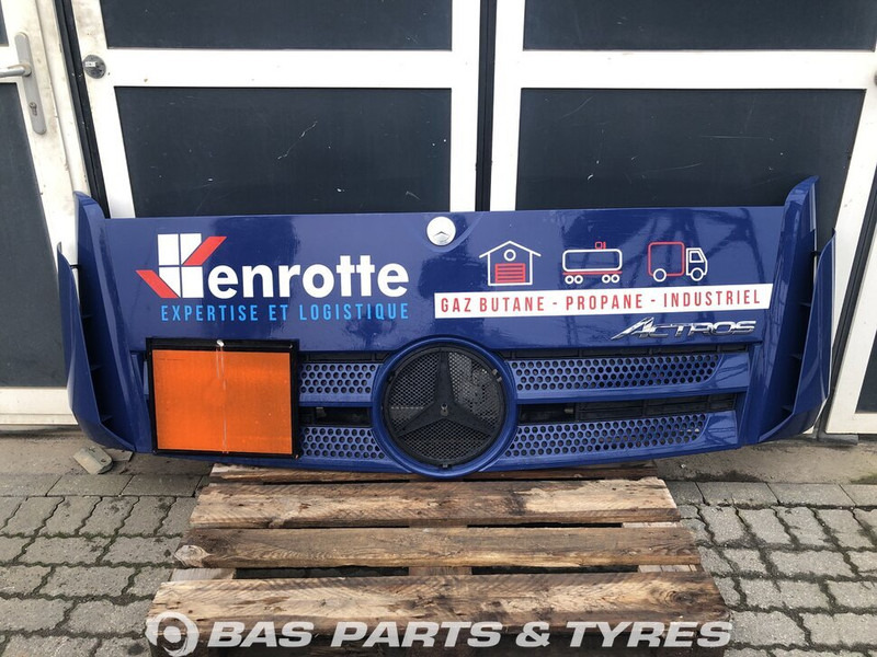 Mercedes-Benz Actros MP4 - Calandre pour Camion: photos 1 Mercedes-Benz Actros MP4 - Calandre pour Camion: photos 1