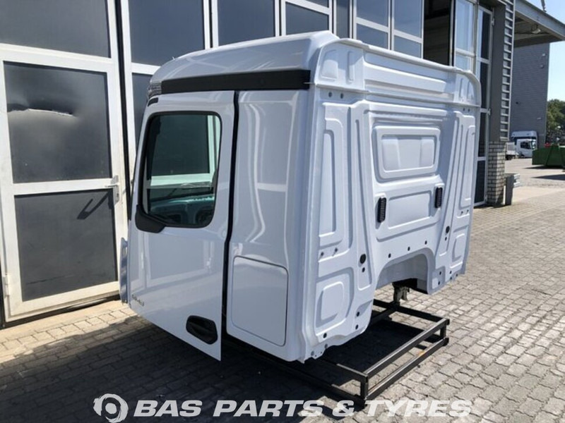 Mercedes-Benz Actros MP5 - Cabine et intérieur pour Camion: photos 3 Mercedes-Benz Actros MP5 - Cabine et intérieur pour Camion: photos 3