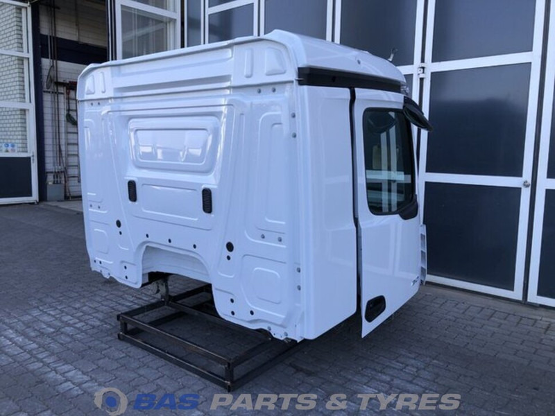 Mercedes-Benz Actros MP5 - Cabine et intérieur pour Camion: photos 4 Mercedes-Benz Actros MP5 - Cabine et intérieur pour Camion: photos 4