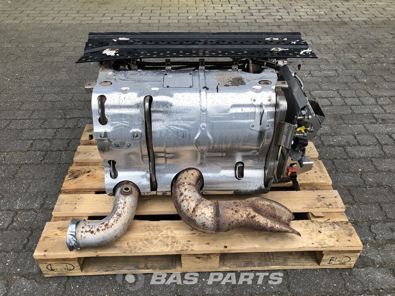 Mercedes-Benz Uitlaatdemper Mercedes A 005 490 69 12 - Silencieux pour Camion: photos 3 Mercedes-Benz Uitlaatdemper Mercedes A 005 490 69 12 - Silencieux pour Camion: photos 3