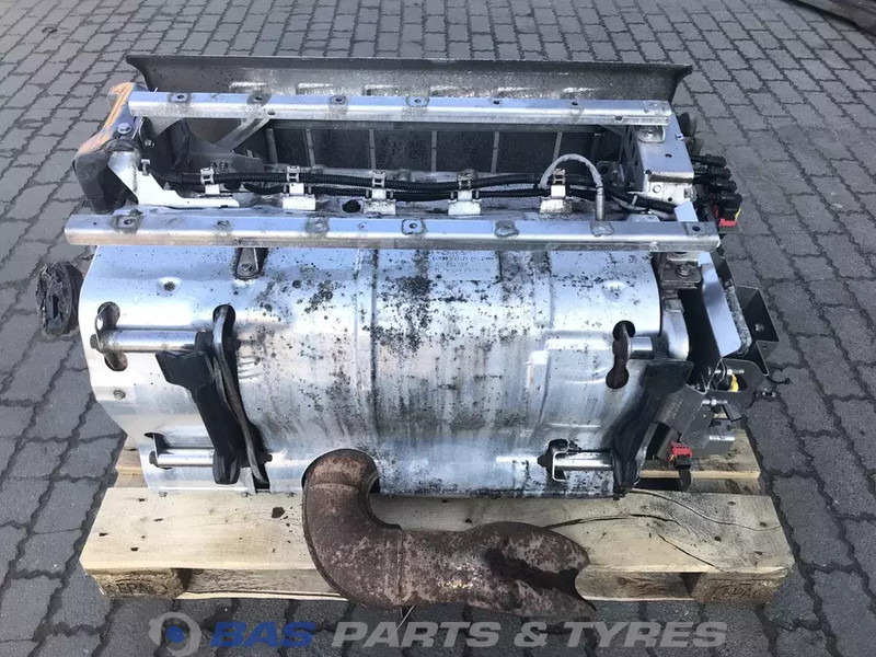 Mercedes-Benz Uitlaatdemper Mercedes A 007 490 96 12 - Silencieux pour Camion: photos 3 Mercedes-Benz Uitlaatdemper Mercedes A 007 490 96 12 - Silencieux pour Camion: photos 3