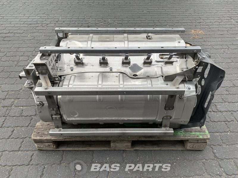 Mercedes-Benz Uitlaatdemper Mercedes A 011 490 47 12 - Silencieux pour Camion: photos 1 Mercedes-Benz Uitlaatdemper Mercedes A 011 490 47 12 - Silencieux pour Camion: photos 1