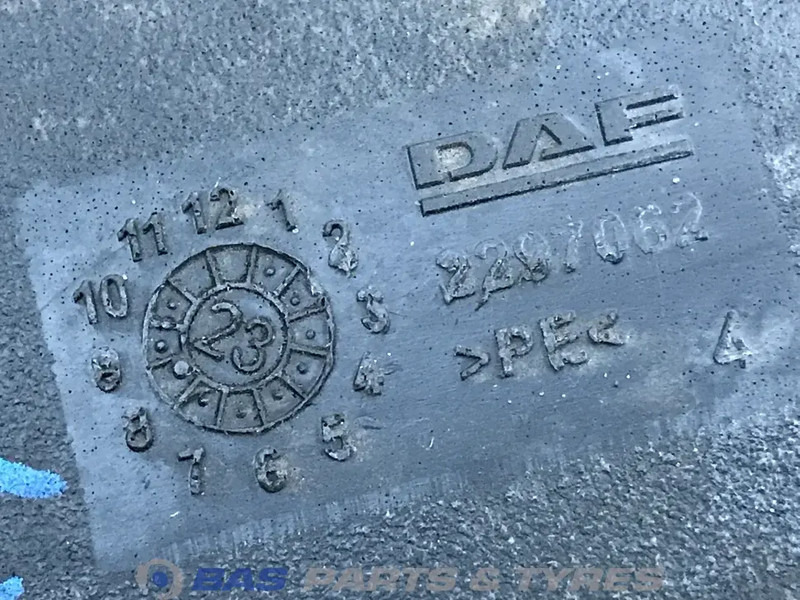 DAF XG DAF AdBlue tank 2297062 - Pièces de rechange pour Camion: photos 5 DAF XG DAF AdBlue tank 2297062 - Pièces de rechange pour Camion: photos 5