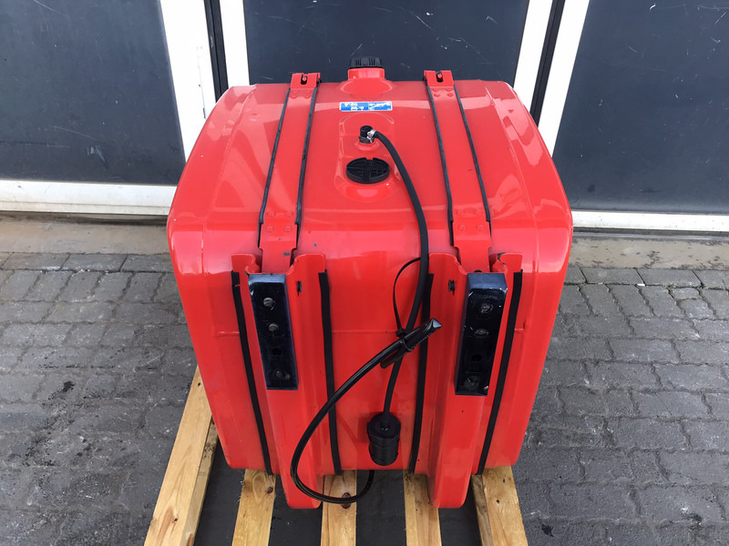 Scania Brandstoftank Scania 320 Liter 1887755 - Réservoir de carburant pour Camion: photos 3 Scania Brandstoftank Scania 320 Liter 1887755 - Réservoir de carburant pour Camion: photos 3