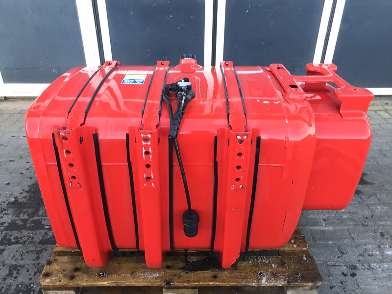 Scania Brandstoftank Scania 540 Liter 1887755 - Réservoir de carburant pour Camion: photos 3 Scania Brandstoftank Scania 540 Liter 1887755 - Réservoir de carburant pour Camion: photos 3