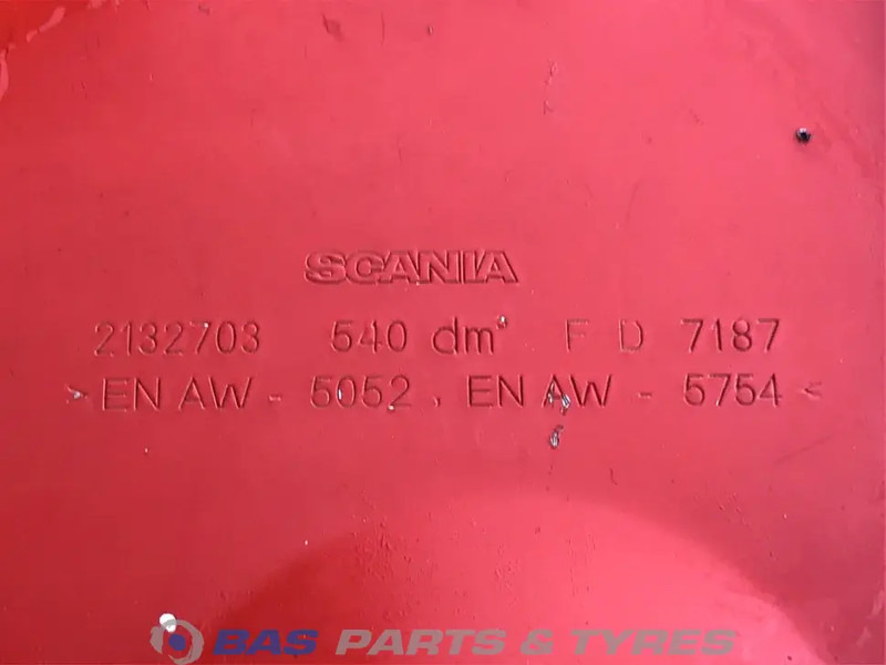 Scania Brandstoftank Scania 540 Liter 1887755 - Réservoir de carburant pour Camion: photos 5 Scania Brandstoftank Scania 540 Liter 1887755 - Réservoir de carburant pour Camion: photos 5