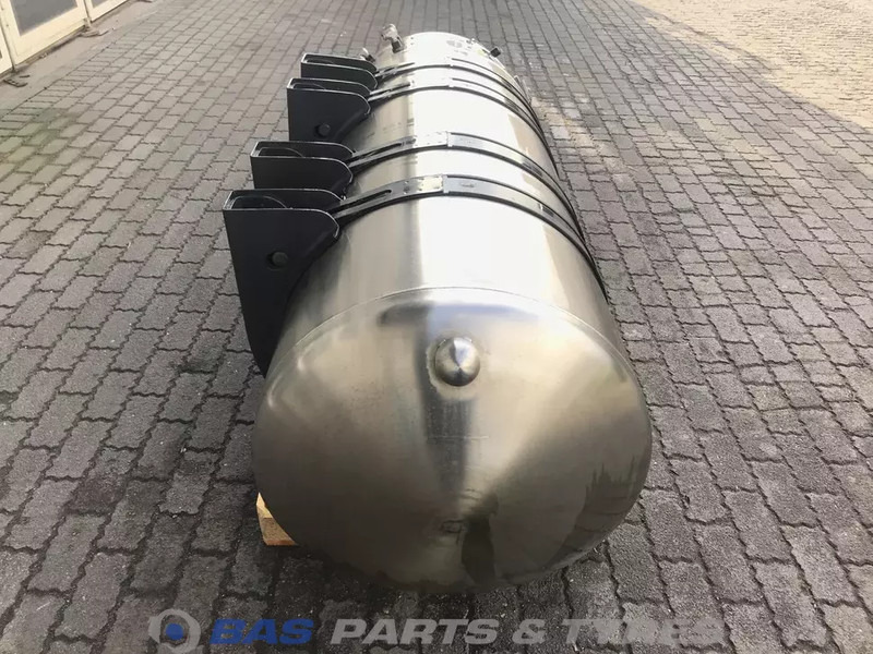 Scania LNG tank Scania 406 Liter 1776103 - Réservoir de carburant pour Camion: photos 4 Scania LNG tank Scania 406 Liter 1776103 - Réservoir de carburant pour Camion: photos 4