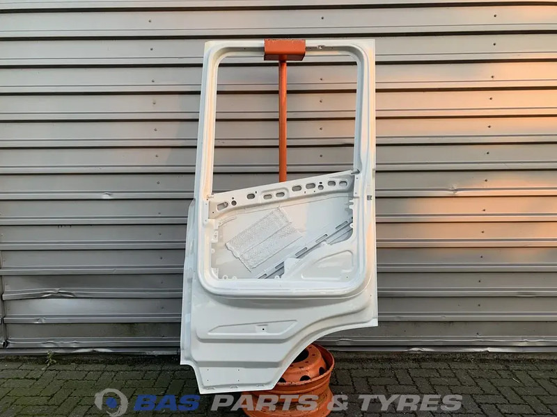 Scania R-Serie Portier Rechts Scania 2044984 - Portière et pièces pour Camion: photos 2 Scania R-Serie Portier Rechts Scania 2044984 - Portière et pièces pour Camion: photos 2