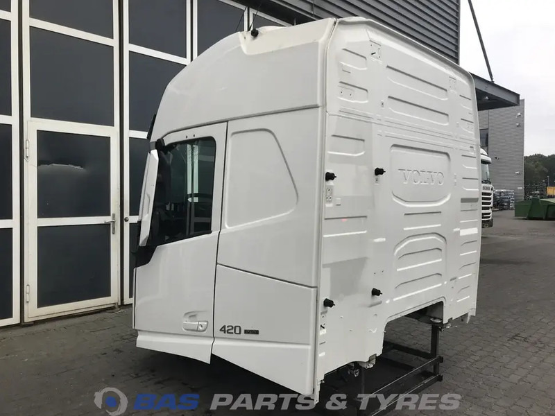 Volvo FH4 - Cabine et intérieur pour Camion: photos 3 Volvo FH4 - Cabine et intérieur pour Camion: photos 3