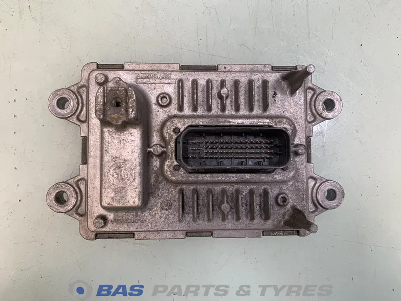 Volvo Regeleenheid Ad-Blue Volvo 21870094 - Bloc de gestion pour Camion: photos 2 Volvo Regeleenheid Ad-Blue Volvo 21870094 - Bloc de gestion pour Camion: photos 2