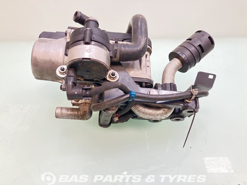 Webasto Thermo Top Pro 38 Standkachel 2289937 - Chauffage/ Ventilation pour Camion: photos 2 Webasto Thermo Top Pro 38 Standkachel 2289937 - Chauffage/ Ventilation pour Camion: photos 2