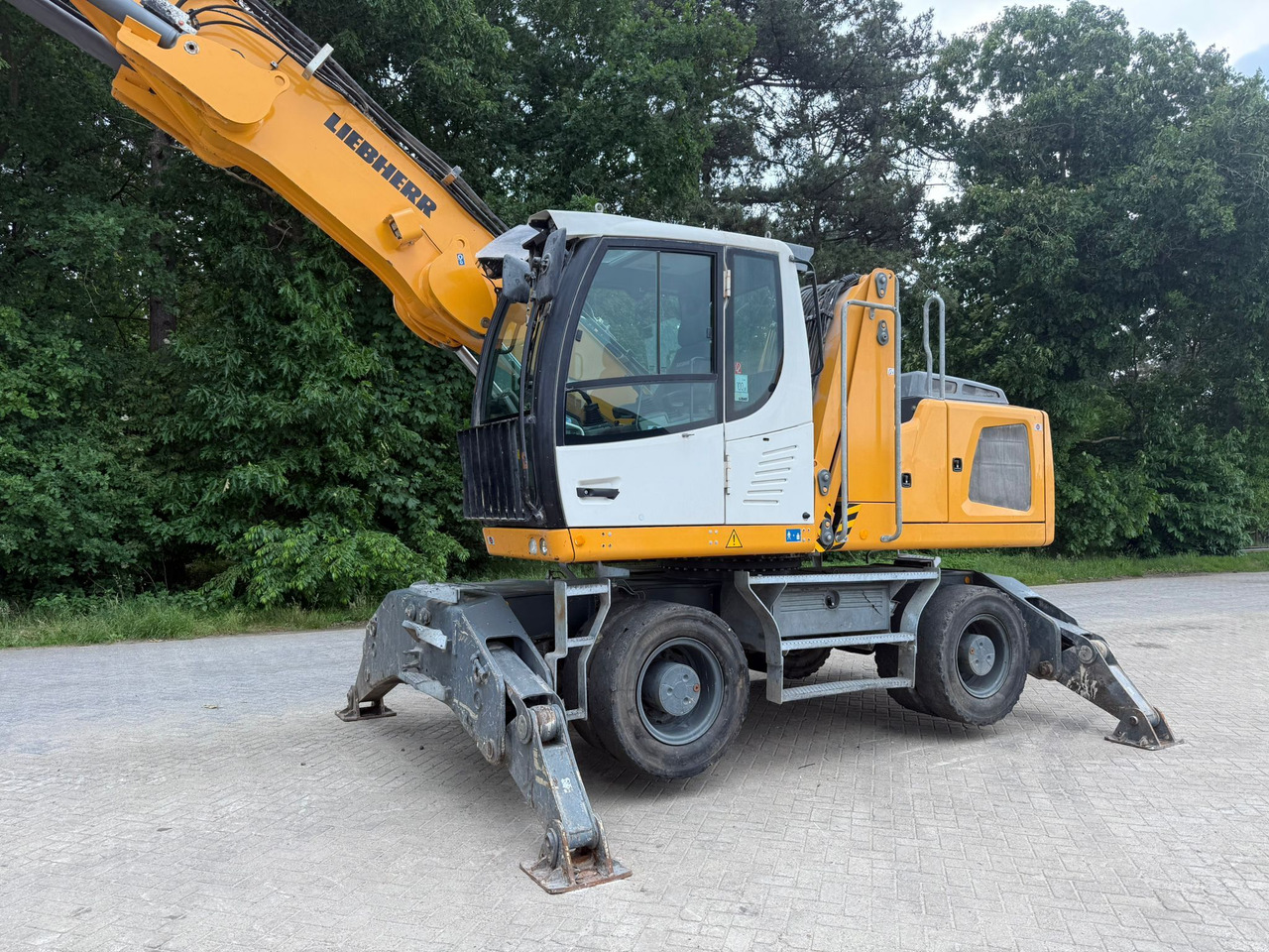 Pelle de manutention LIEBHERR LH22M: photos 10