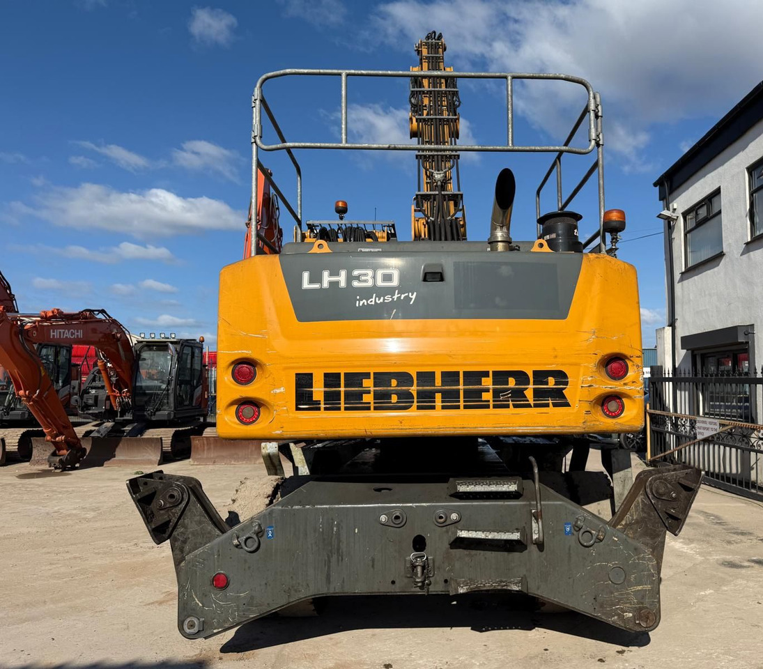 LIEBHERR LH30 (2018)11988 HORAS - Pelle de manutention: photos 5 LIEBHERR LH30 (2018)11988 HORAS - Pelle de manutention: photos 5