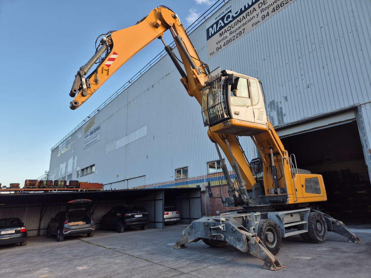 LIEBHERR LH30M - Pelle de manutention: photos 2 LIEBHERR LH30M - Pelle de manutention: photos 2