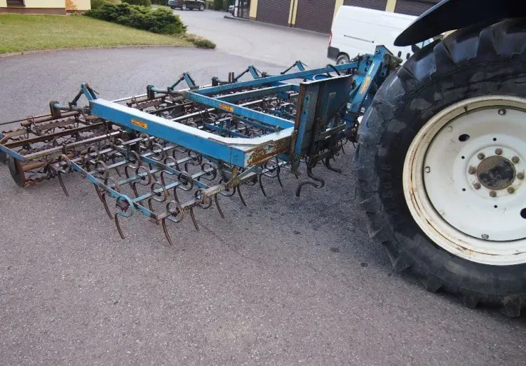 Agregat uprawowy Rabe Werk szerokość robocza 4,7m - Outils du sol: photos 3 Agregat uprawowy Rabe Werk szerokość robocza 4,7m - Outils du sol: photos 3