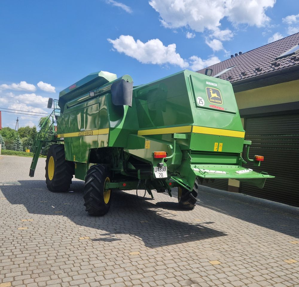 Kombajn zbożawy John deere 2254 2000 Kombajn John Deere JD - Moissonneuse-batteuse: photos 4 Kombajn zbożawy John deere 2254 2000 Kombajn John Deere JD - Moissonneuse-batteuse: photos 4