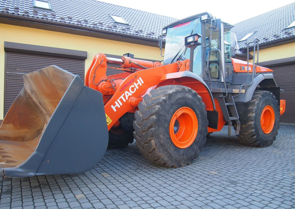 Ładowarka Hitachi ZW250 2010 Ładowarka Hitachi Waga, Centralne smarowanie - crédit-bail Ładowarka Hitachi ZW250 2010 Ładowarka Hitachi Waga, Centralne smarowanie: photos 13