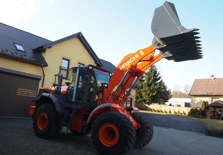 Ładowarka Hitachi ZW250 2010 Ładowarka Hitachi Waga, Centralne smarowanie - Chargeuse sur pneus: photos 4 Ładowarka Hitachi ZW250 2010 Ładowarka Hitachi Waga, Centralne smarowanie - Chargeuse sur pneus: photos 4