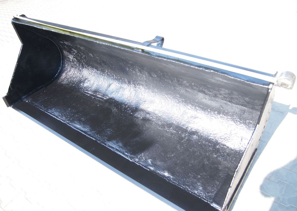 Łyżki do ładowarek teleskopowych Manitou MT, MLT, MHT, MRT 2010 Łyżka do ładowarki Manitou - Godet pour chargeur: photos 4 Łyżki do ładowarek teleskopowych Manitou MT, MLT, MHT, MRT 2010 Łyżka do ładowarki Manitou - Godet pour chargeur: photos 4