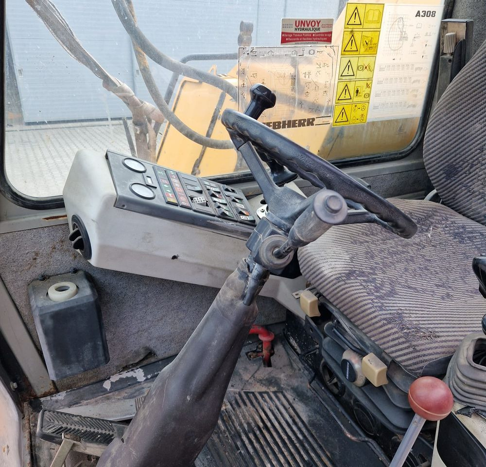 Pozostałe części Liebherr Liebherr A308 1999 Koparka kołowa Liebherr 308 - Pelle: photos 5 Pozostałe części Liebherr Liebherr A308 1999 Koparka kołowa Liebherr 308 - Pelle: photos 5