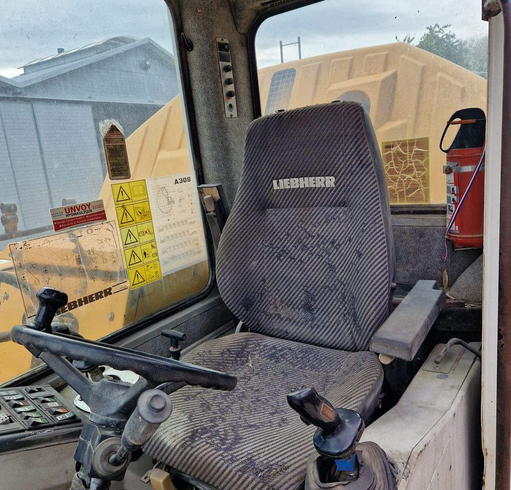 Pozostałe części Liebherr Liebherr A308 1999 Koparka kołowa Liebherr 308 - Pelle: photos 2 Pozostałe części Liebherr Liebherr A308 1999 Koparka kołowa Liebherr 308 - Pelle: photos 2