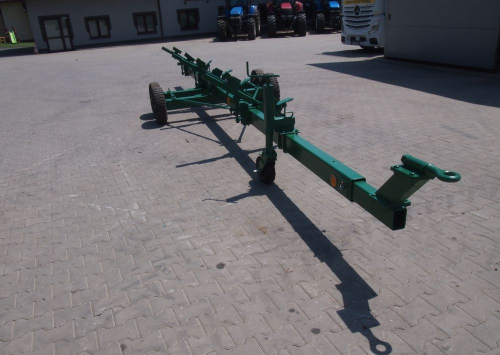 Wózek do kombajnu Claas 4-7m  Wózek pod heder zbożowy (tandem) - Chariot de coupe: photos 2 Wózek do kombajnu Claas 4-7m  Wózek pod heder zbożowy (tandem) - Chariot de coupe: photos 2