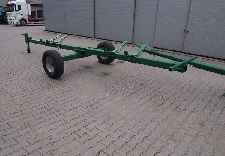 Wózek do kombajnu New Holland 4-6m Wózek pod heder New Holland , John Deere, Claas - Chariot de coupe: photos 4 Wózek do kombajnu New Holland 4-6m Wózek pod heder New Holland , John Deere, Claas - Chariot de coupe: photos 4