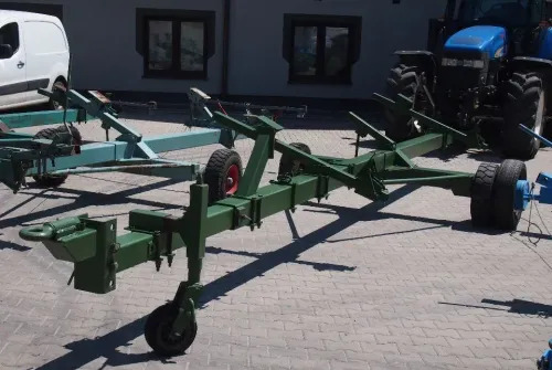 Wózek do kombajnu pod heder do zboża - Chariot de coupe: photos 2 Wózek do kombajnu pod heder do zboża - Chariot de coupe: photos 2