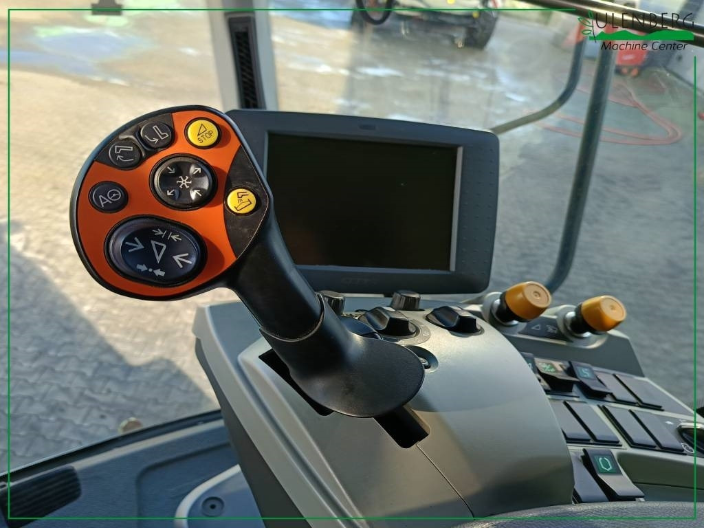 Moissonneuse-batteuse Claas LEXION 760TT + heder Vario 1200: photos 12 Moissonneuse-batteuse Claas LEXION 760TT + heder Vario 1200: photos 12