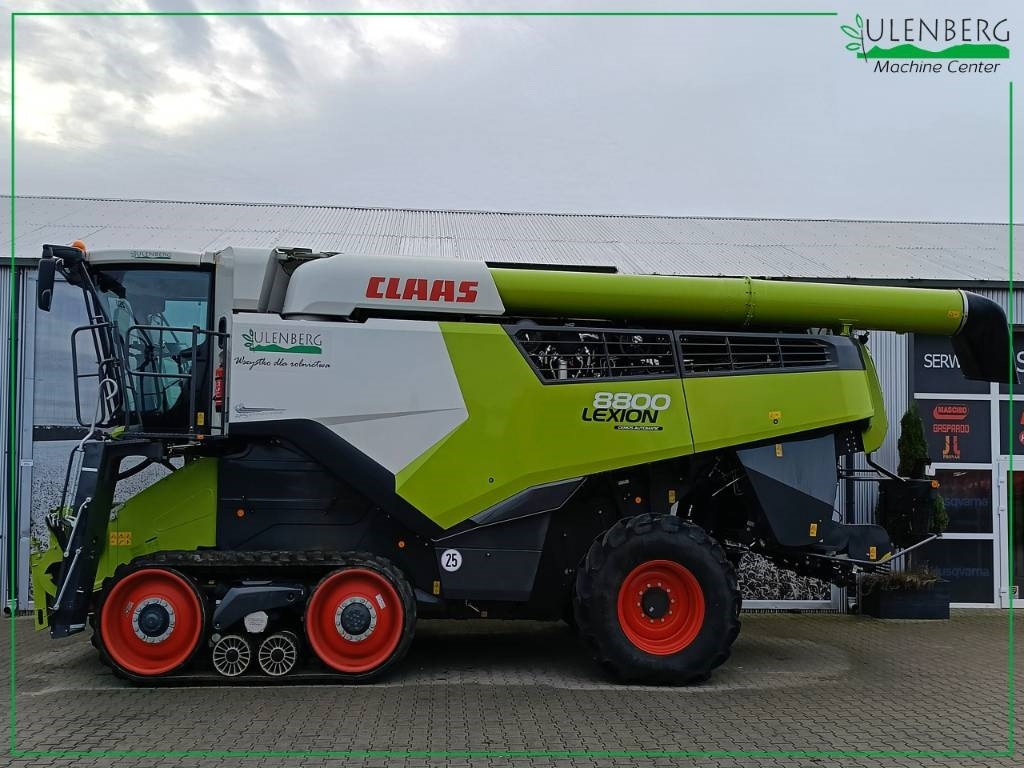 Claas Lexion 8800 TT - Moissonneuse-batteuse: photos 3 Claas Lexion 8800 TT - Moissonneuse-batteuse: photos 3