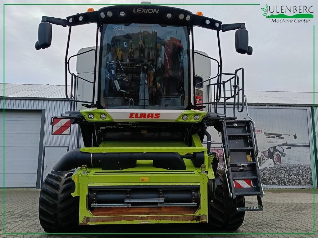 Claas Lexion 8800 TT - Moissonneuse-batteuse: photos 5 Claas Lexion 8800 TT - Moissonneuse-batteuse: photos 5