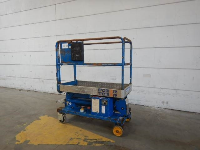 JLG Power Tower - Nacelle à mât vertical: photos 2 JLG Power Tower - Nacelle à mât vertical: photos 2