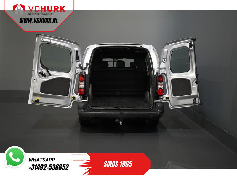 Citroën Berlingo 1.6 HDI 90 pk L2 EXPORT ONLY 3 Pers./ NL-auto/ Navi/ Airco/ Trekhaak - Fourgonnette: photos 5 Citroën Berlingo 1.6 HDI 90 pk L2 EXPORT ONLY 3 Pers./ NL-auto/ Navi/ Airco/ Trekhaak - Fourgonnette: photos 5