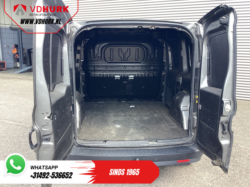 Fiat Dobló Cargo 1.6 MJ 105 pk 3Pers./ Airco/ Cruise/ Navi/ Trekhaak - Fourgonnette: photos 5 Fiat Dobló Cargo 1.6 MJ 105 pk 3Pers./ Airco/ Cruise/ Navi/ Trekhaak - Fourgonnette: photos 5