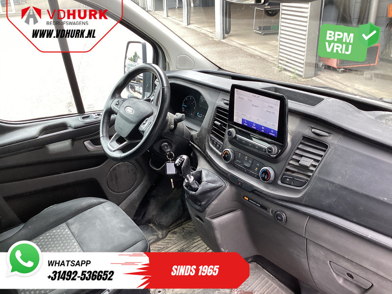 Ford Transit Custom 2.0 TDCI L2 Trend DC Dubbel Cabine BPM VRIJ! Stoelverw./ Carplay/ 2.7t Trekverm./ Navi/ PDC/ Cruise - Fourgonnette, Utilitaire double cabine: photos 3 Ford Transit Custom 2.0 TDCI L2 Trend DC Dubbel Cabine BPM VRIJ! Stoelverw./ Carplay/ 2.7t Trekverm./ Navi/ PDC/ Cruise - Fourgonnette, Utilitaire double cabine: photos 3