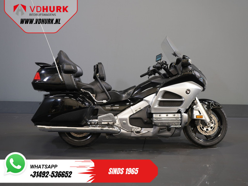 Honda GL 1800 GoldWing MARGE/ ABS/ Koffers/ Cruise/ Topkoffer/ Radio - Motocyclette: photos 3 Honda GL 1800 GoldWing MARGE/ ABS/ Koffers/ Cruise/ Topkoffer/ Radio - Motocyclette: photos 3