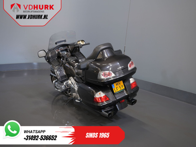 Honda GL 1800 GoldWing MARGE/ Koffers/ Cruise/ Topkoffer/ Navi/ Radio - Motocyclette: photos 5 Honda GL 1800 GoldWing MARGE/ Koffers/ Cruise/ Topkoffer/ Navi/ Radio - Motocyclette: photos 5