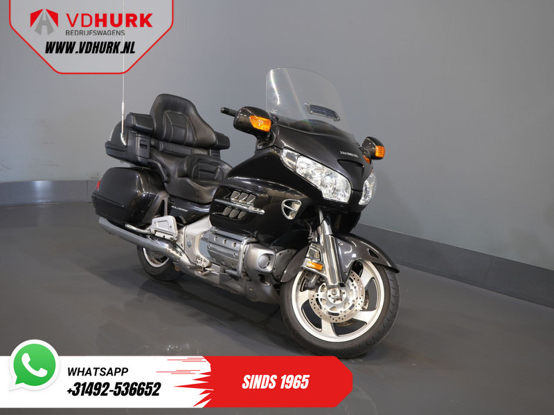 Honda GL 1800 GoldWing MARGE/ Koffers/ Cruise/ Topkoffer/ Navi/ Radio - Motocyclette: photos 1 Honda GL 1800 GoldWing MARGE/ Koffers/ Cruise/ Topkoffer/ Navi/ Radio - Motocyclette: photos 1