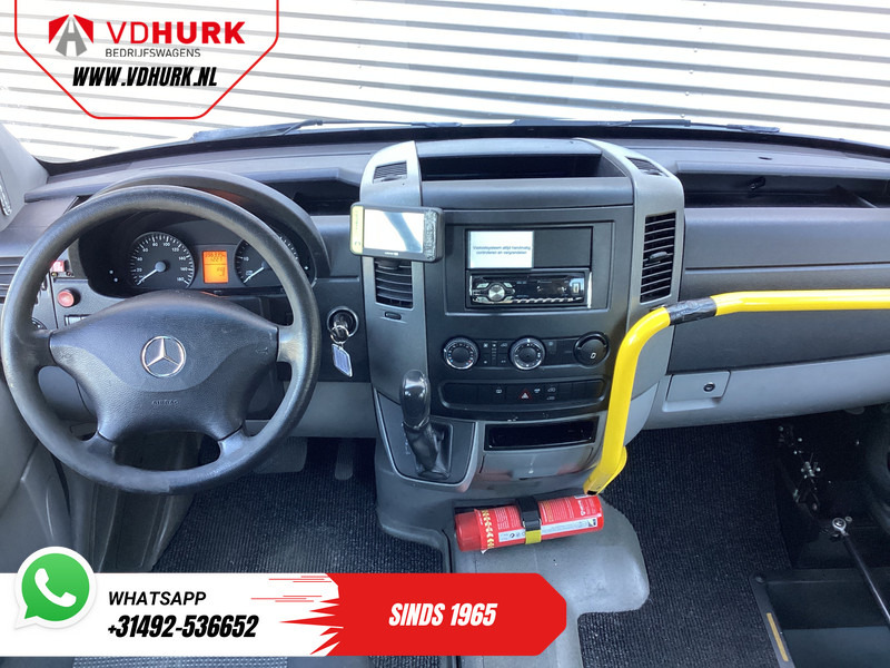 Mercedes-Benz Sprinter 313 2.2 CDI Aut. L2H2 € 10.648 Incl. BTW BPM VRIJ! Combi/ 9 Persoons/ Kombi/ 9P/ Airco/ Rolstoellift - Minibus, Transport de personnes: photos 3 Mercedes-Benz Sprinter 313 2.2 CDI Aut. L2H2 € 10.648 Incl. BTW BPM VRIJ! Combi/ 9 Persoons/ Kombi/ 9P/ Airco/ Rolstoellift - Minibus, Transport de personnes: photos 3