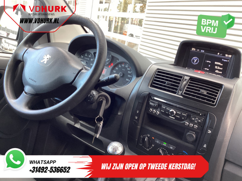 Peugeot Expert 2.0 HDI 130 pk L2 Dubbel Cabine DC EXPORT Airco/ Cruise/ Navi/ PDC/ Trekhaak - Fourgonnette, Utilitaire double cabine: photos 3 Peugeot Expert 2.0 HDI 130 pk L2 Dubbel Cabine DC EXPORT Airco/ Cruise/ Navi/ PDC/ Trekhaak - Fourgonnette, Utilitaire double cabine: photos 3