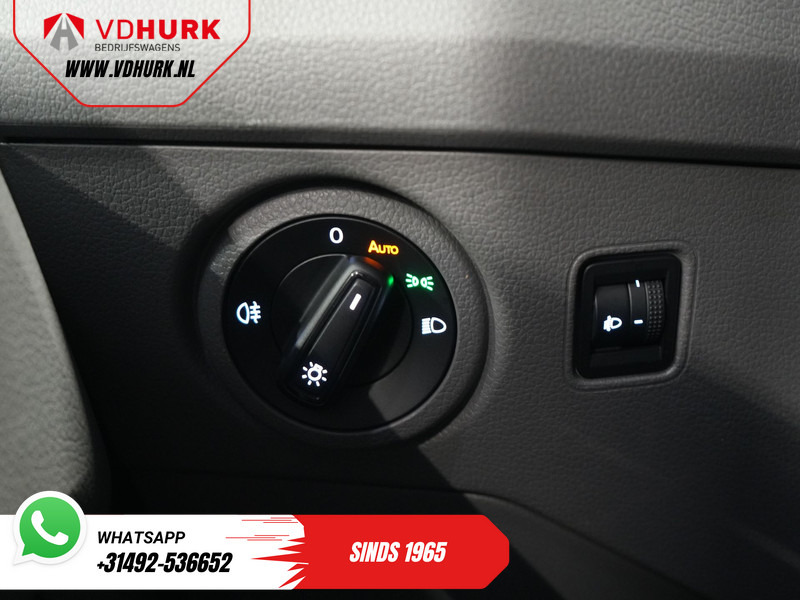 Fourgon utilitaire Volkswagen Crafter 35 2.0 TDI 140 pk L3H3 BPM VRIJ! 270Gr. Deuren/ Carplay/ Climate/ Camera/ Cruise: photos 18