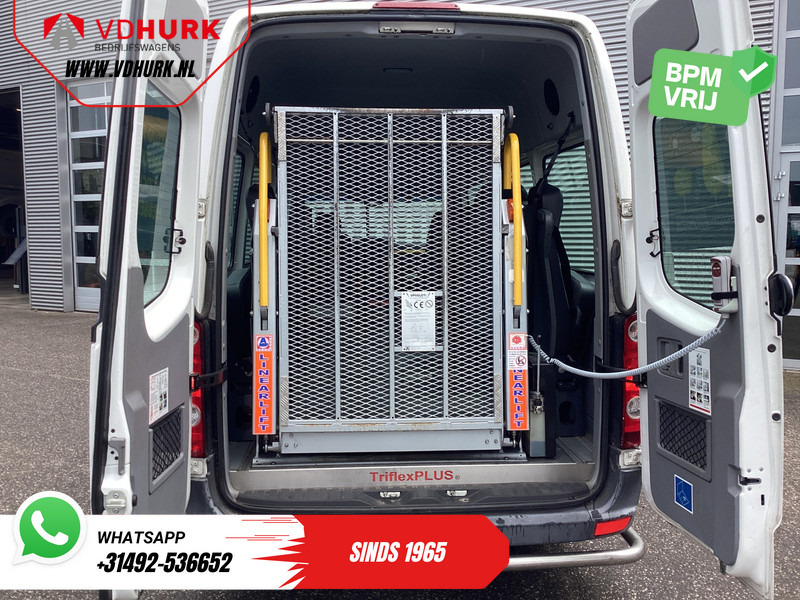 Volkswagen Crafter 35 2.0 TDI L3H2 EXPORT ONLY! €9.559 incl BTW/BPM Rolstoellift/ 9 Pers/ 9P/ Sidebars/ Rearbar/ Airco - Minibus, Transport de personnes: photos 5 Volkswagen Crafter 35 2.0 TDI L3H2 EXPORT ONLY! €9.559 incl BTW/BPM Rolstoellift/ 9 Pers/ 9P/ Sidebars/ Rearbar/ Airco - Minibus, Transport de personnes: photos 5