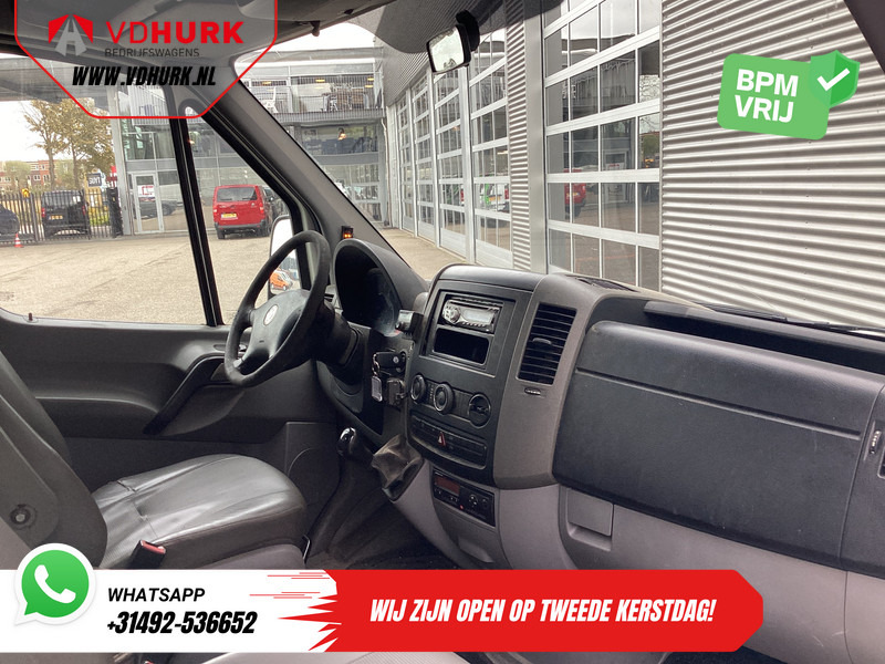 Volkswagen Crafter 50 2.5 TDI Aut. L2H2 DC Dubbel Cabine EXPORT 5 cil/ 3.5t Trekverm./ Airco/ 6 Pers./ 270Gr.Deuren/ Trekhaak - Fourgon utilitaire, Utilitaire double cabine: photos 3 Volkswagen Crafter 50 2.5 TDI Aut. L2H2 DC Dubbel Cabine EXPORT 5 cil/ 3.5t Trekverm./ Airco/ 6 Pers./ 270Gr.Deuren/ Trekhaak - Fourgon utilitaire, Utilitaire double cabine: photos 3