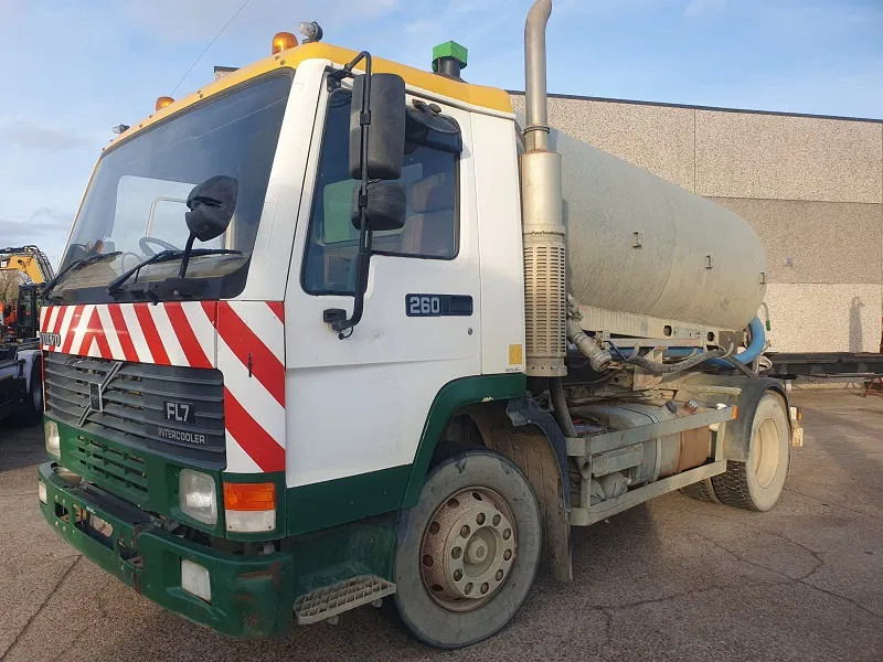 Volvo FL 7.260 - Camion: photos 2 Volvo FL 7.260 - Camion: photos 2