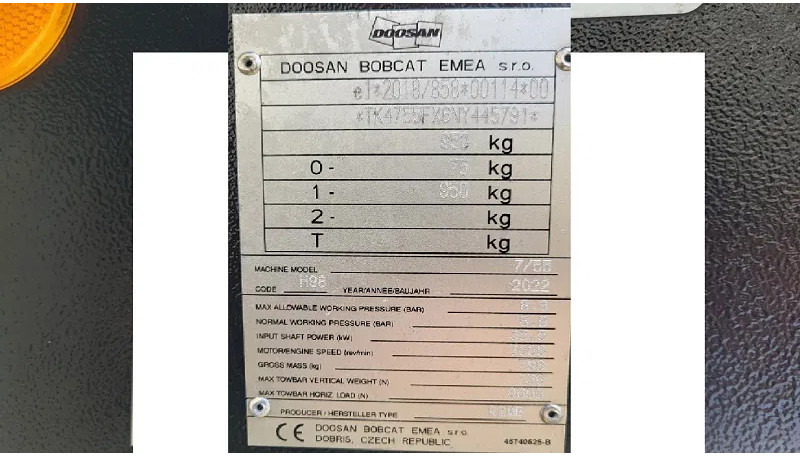 Doosan Doosan 77.55- stock id116 - Compresseur d'air: photos 3 Doosan Doosan 77.55- stock id116 - Compresseur d'air: photos 3